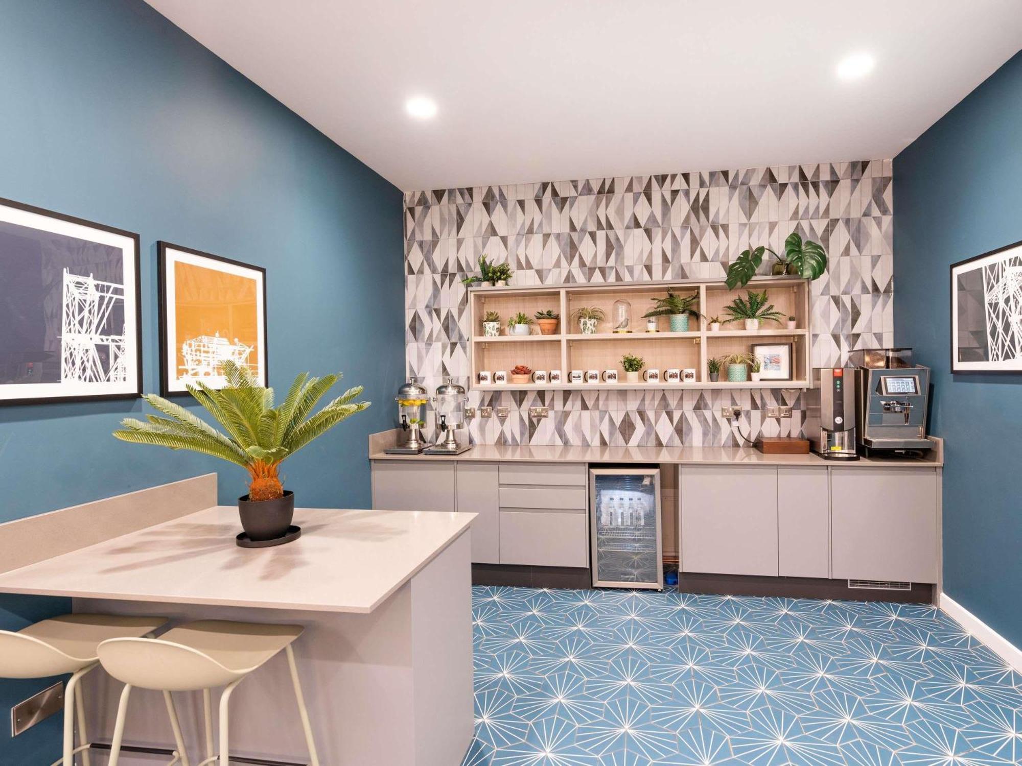 Mercure Newport Kültér fotó